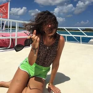 Meet your Posher, Aurélie